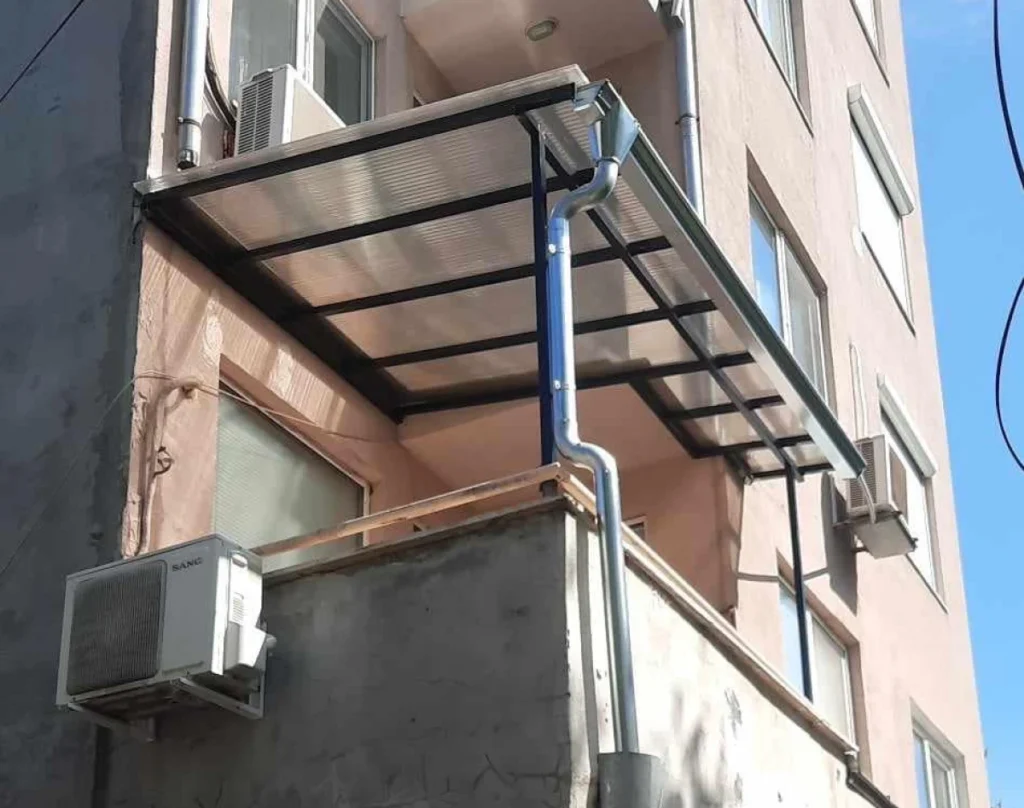навес от структурен поликарбонат
